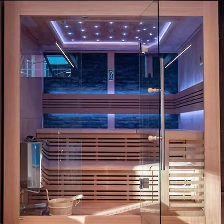 Aros Modern