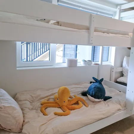 Aros Modern شقة *